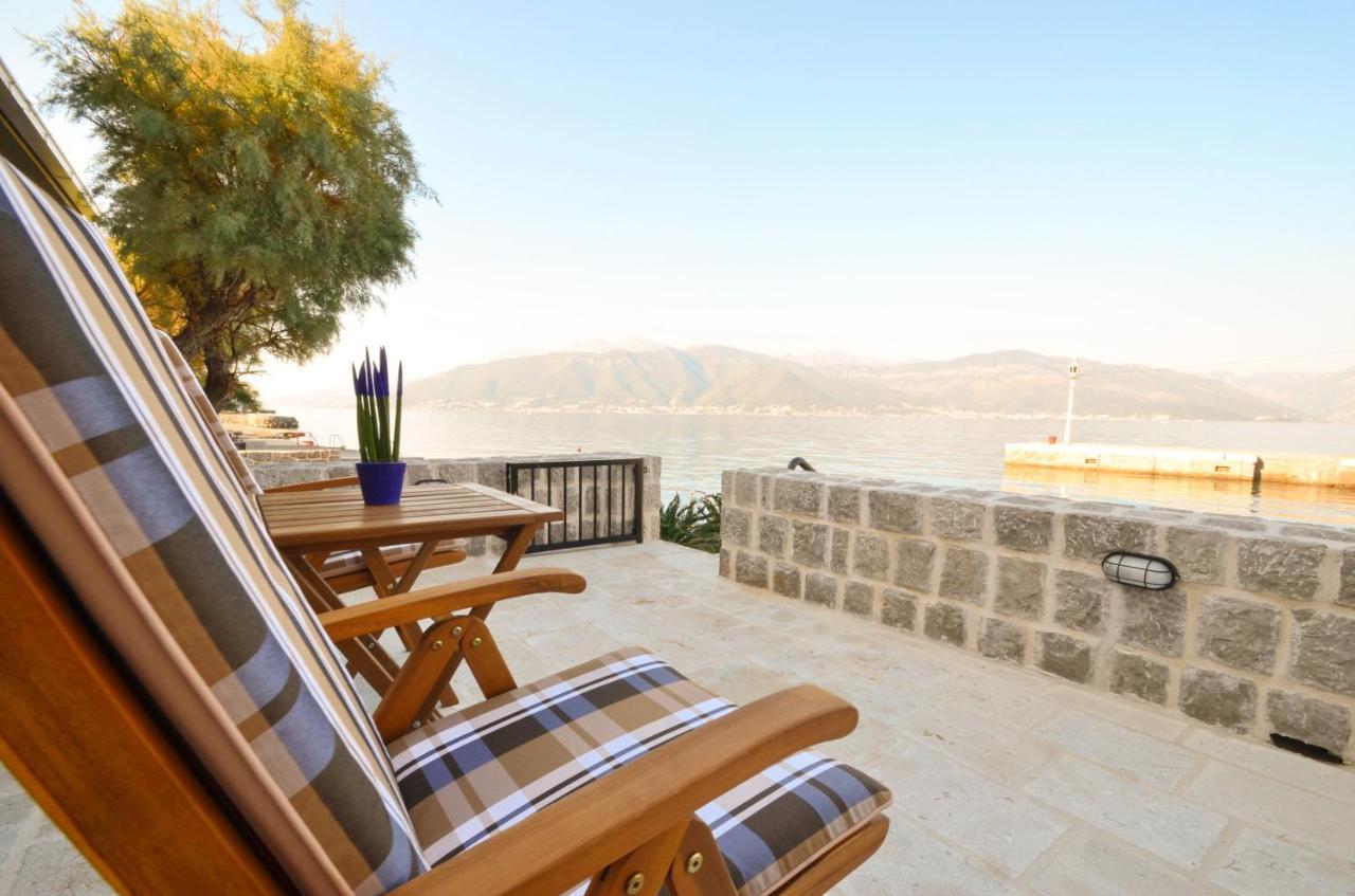 Leut Stone Residence Tivat Exterior foto