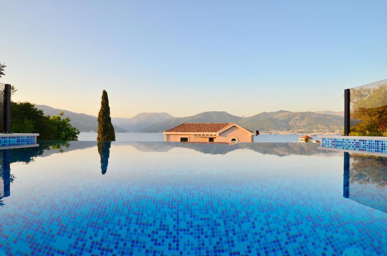 Leut Stone Residence Tivat Exterior foto