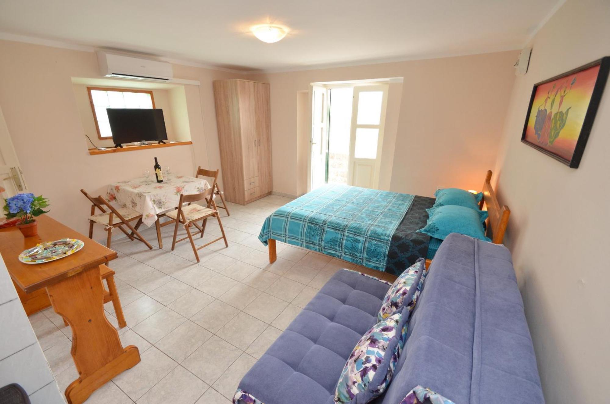 Leut Stone Residence Tivat Quarto foto